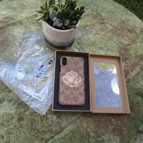 Iphone X Coach Case In Signature Rose Canvas - Picture 3 of 6